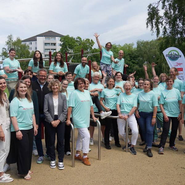 Gruppenfoto beim Pressegespräch zu Sport im Park 2026 in Aachen | Foto: Stadt Aachen, Janne Appel